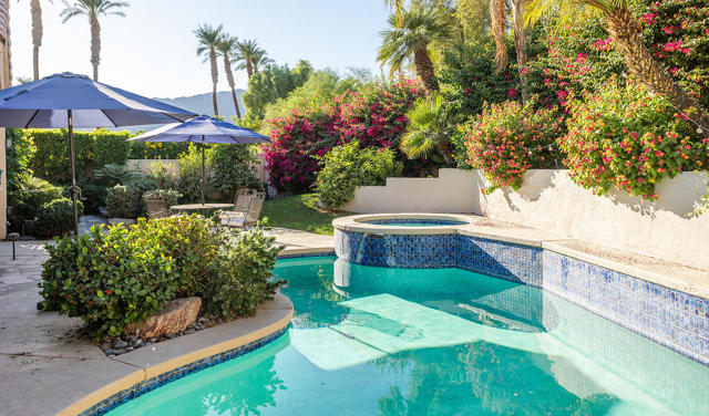 78970 Del Monte Court, La Quinta CA: https://media.crmls.org/mediaz/633f5be9-55bf-4bc1-99b8-a7a6a85b2f0a.jpg
