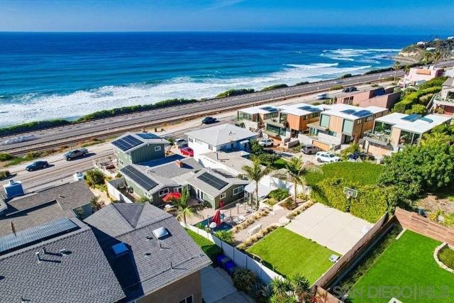 1571 San Elijo Ave, Cardiff by the Sea CA: https://media.crmls.org/mediaz/63409e61-bc10-4012-804b-1d39d049160c.jpg