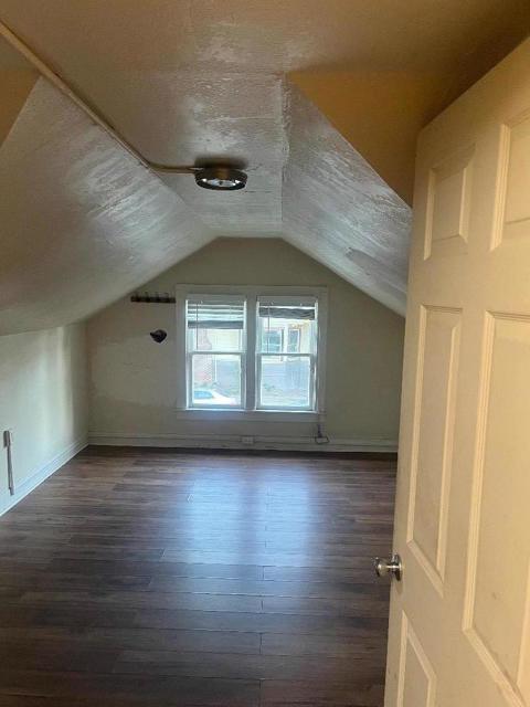 395 S 13th Street, San Jose CA: https://media.crmls.org/mediaz/6340c964-6f20-48e4-94b3-e07bfcceda2d.jpg