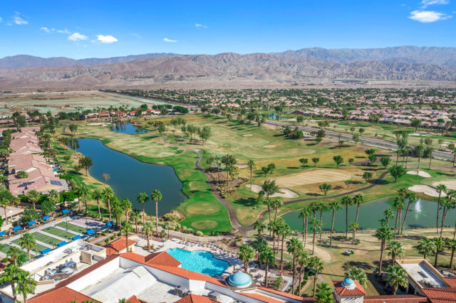 78147 Hunter Point Road, Palm Desert CA: https://media.crmls.org/mediaz/6340e5b5-2e96-480d-a241-894a30576b9b.jpg