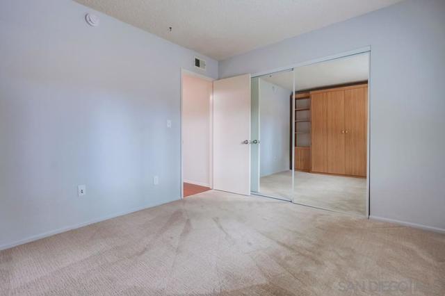 1976 Fairway Circle, San Marcos CA: https://media.crmls.org/mediaz/6340f7c3-b120-4f43-bcdd-848411f78847.jpg