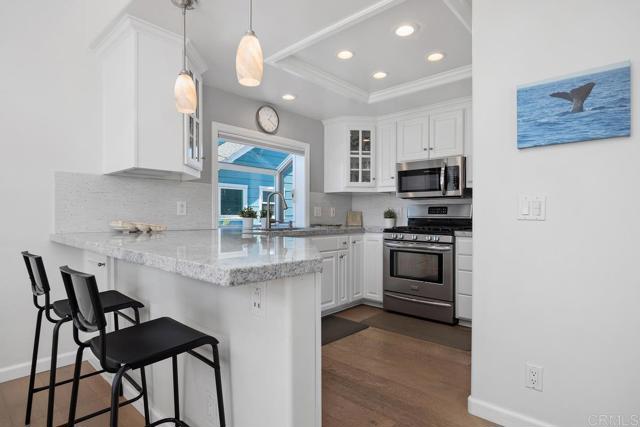 3980 Garfield Street, Carlsbad CA: https://media.crmls.org/mediaz/63427c36-e136-4b56-97d2-dd93662a7321.jpg