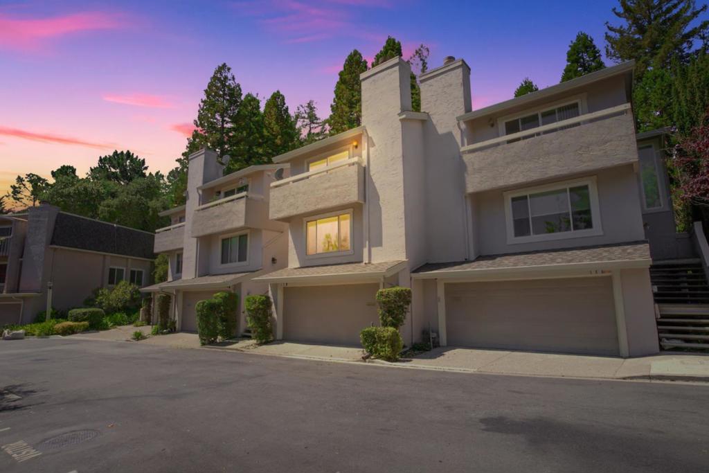 6 Havenridge Court