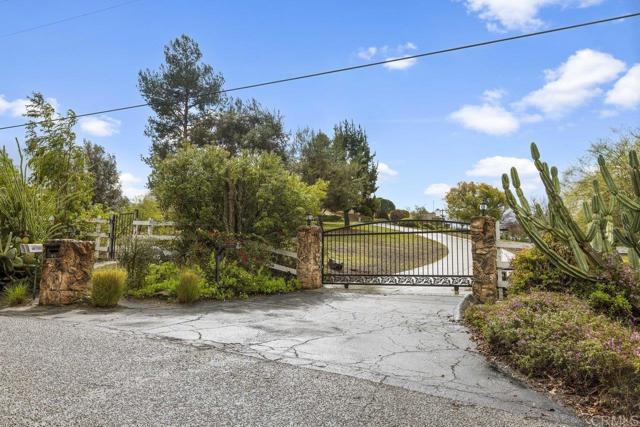 Detail Gallery Image 1 of 1 For 4265 via El Dorado, Fallbrook,  CA 92028 - 3 Beds | 2/1 Baths