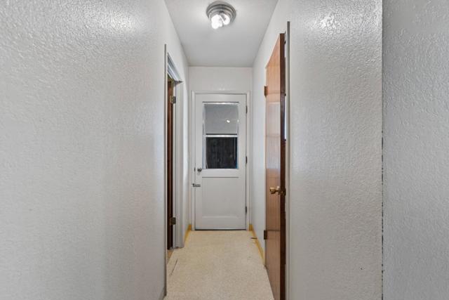 215 Rays Circle, Hollister CA: https://media.crmls.org/mediaz/634700f4-5070-4877-b272-2604e3e609c9.jpg