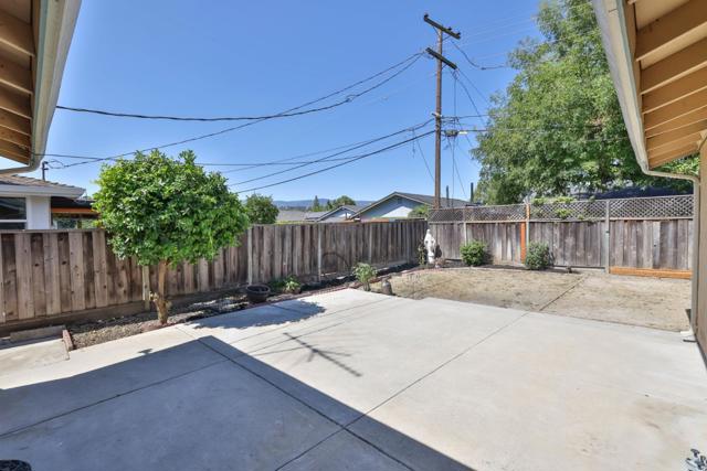 5847 Blossom Avenue, San Jose CA: https://media.crmls.org/mediaz/6347370a-dad9-49a4-adf3-0f0867abddb4.jpg