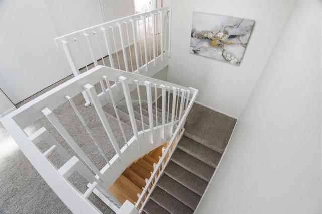 315 Carlos Avenue, Redwood City CA: https://media.crmls.org/mediaz/63479ccb-468e-4991-a32a-e6b715dcb2ef.jpg