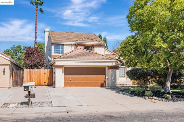 85 Duckhorn Place, Oakley CA: https://media.crmls.org/mediaz/6347e3ee-6059-43c1-914a-8c97007281d7.jpg