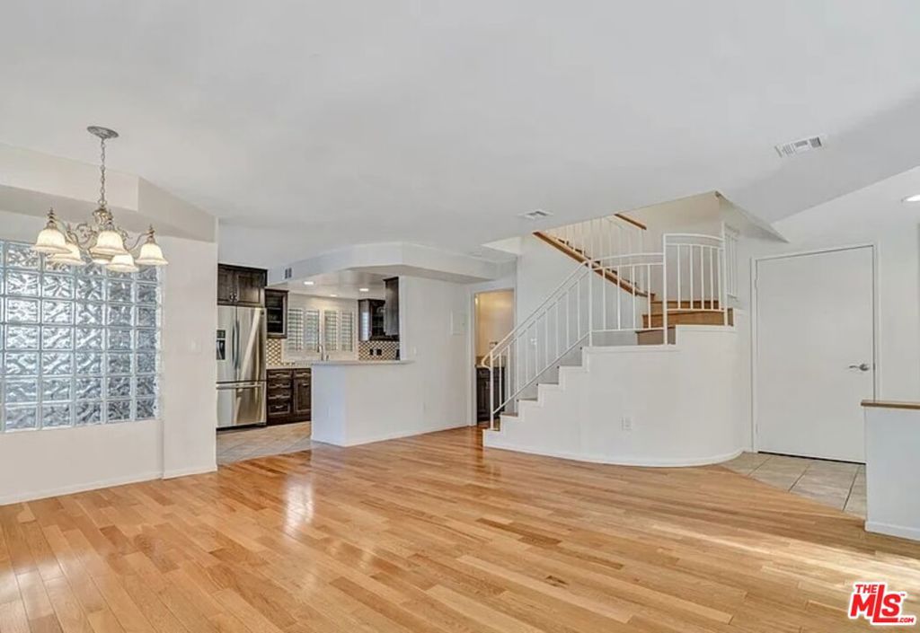 MLS #26863029 image #27