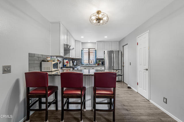 Detail Gallery Image 6 of 38 For 232 Prospect St, Oak View,  CA 93022 - 3 Beds | 2 Baths