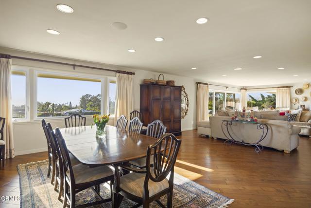 635 Via Del Cerro, Camarillo CA: https://media.crmls.org/mediaz/63490cb9-583c-4064-9688-e59f2d50e1f5.jpg