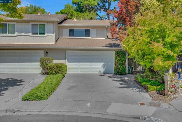 663 Abrigo Ct, San Ramon CA: https://media.crmls.org/mediaz/63492c4e-2e1c-46d0-9a0b-365c20ec0bc6.jpg