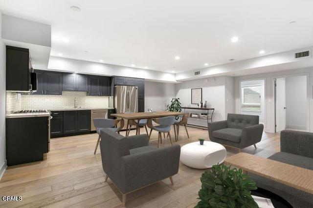 Detail Gallery Image 8 of 12 For 137 S Wilson Ave #105,  Pasadena,  CA 91106 - 2 Beds | 1 Baths