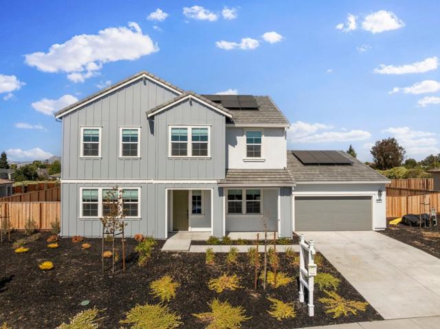 191 Scarlett Way, Hollister CA: https://media.crmls.org/mediaz/634a3824-8ce4-42fb-860f-7491b7fd7f72.jpg