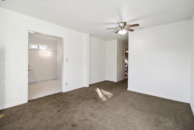 Image 12 of 44 For 15828 Barney Rd