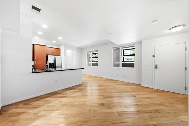 3687 4Th Ave, San Diego CA: https://media.crmls.org/mediaz/634a6bdb-af1c-42d6-876c-05448b4b4848.jpg