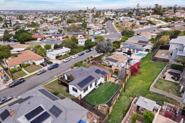 5463 San Onofre Ter, San Diego CA: https://media.crmls.org/mediaz/634af8cc-2c32-4241-8980-fdcb7a62e206.jpg