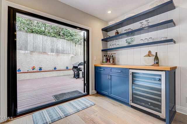 Detail Gallery Image 13 of 27 For 1202 1st St, Hermosa Beach,  CA 90254 - 3 Beds | 2 Baths