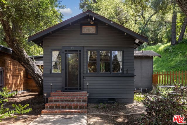 1256 N Topanga Canyon Boulevard, Topanga CA: https://media.crmls.org/mediaz/634c98b3-6658-42cf-b543-979b8df03bb4.jpg