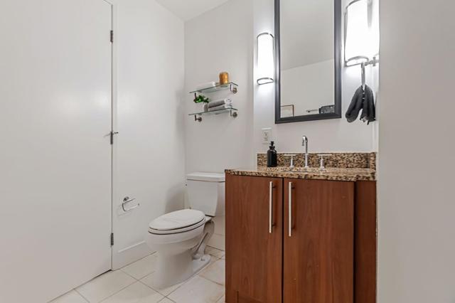 50 Lansing Street, San Francisco CA: https://media.crmls.org/mediaz/634ce57d-7bb8-4228-841d-df5a063ffeeb.jpg