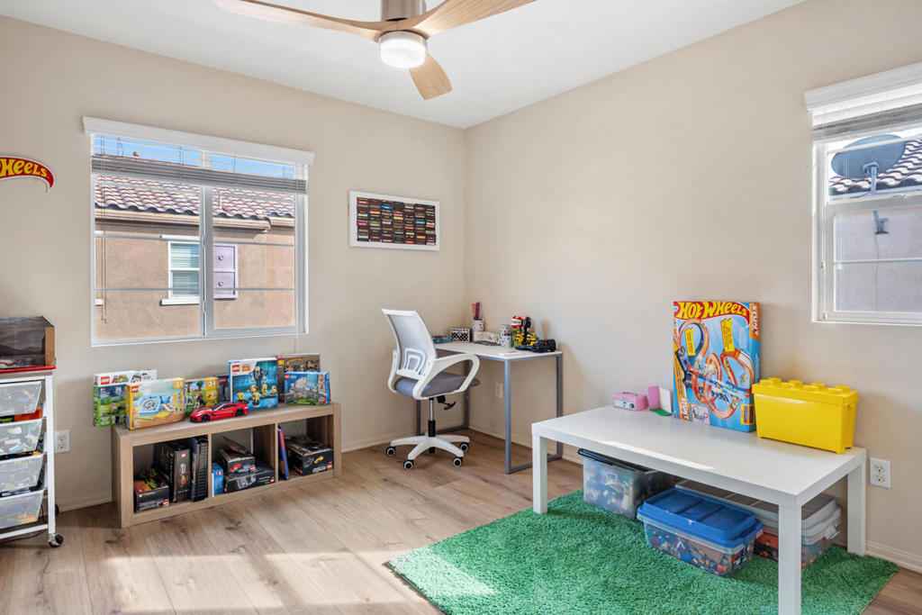 MLS #219142325DA image #16