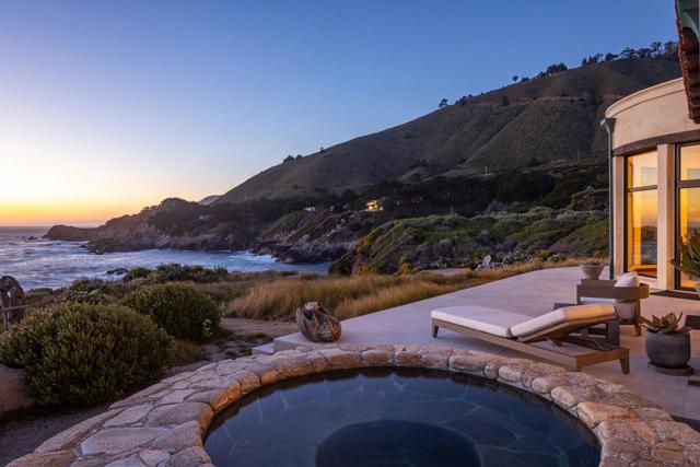 36654 Highway 1, Carmel CA: https://media.crmls.org/mediaz/634dbc82-0ea9-4b9e-9385-2aaed3cbd132.jpg