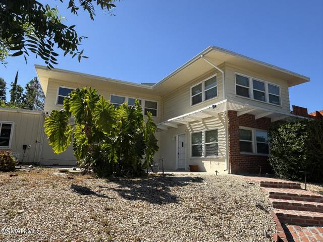 22319 Macfarlane Drive, Woodland Hills CA: https://media.crmls.org/mediaz/634e11a9-c244-477b-896f-44f701c0cbca.jpg