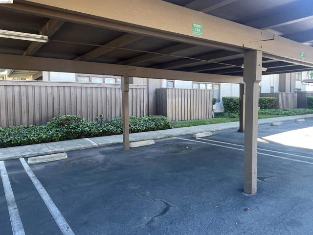 Image 26 of 27 For 2416 Shadow Ln #74