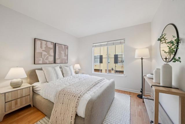 1406 Allegado Alley, San Jose CA: https://media.crmls.org/mediaz/635021d1-9ba9-467e-9264-17a8a9f23402.jpg