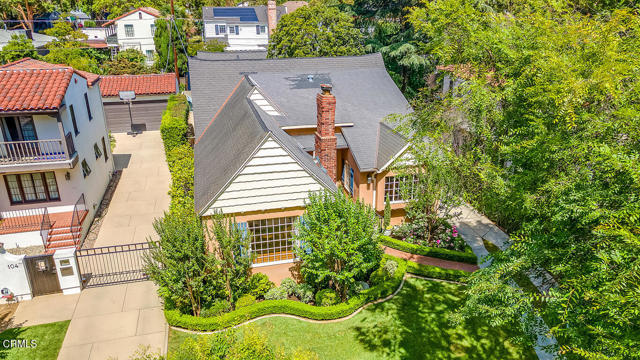 110 Glen Summer Road, Pasadena CA: https://media.crmls.org/mediaz/635225ed-fe27-4ee6-a10e-62b0035ff468.jpg