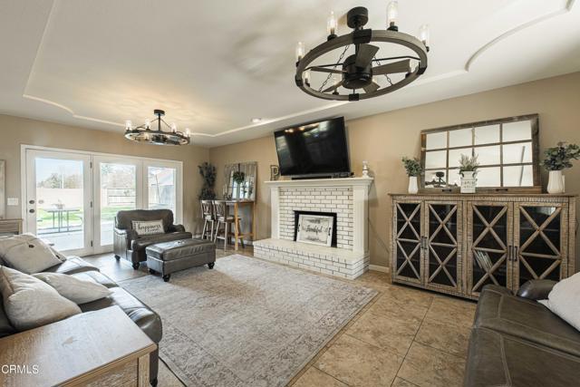 Detail Gallery Image 11 of 54 For 3732 W Woodside Ave, Visalia,  CA 93291 - 3 Beds | 2/1 Baths
