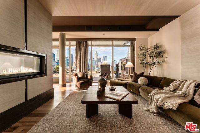 3 Bed Home for Sale in Los Angeles, California