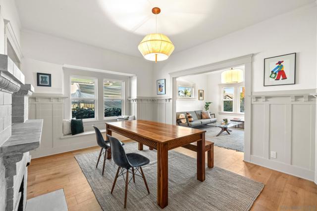 1203 N Normandie Ave, Los Angeles CA: https://media.crmls.org/mediaz/6352d654-58ec-4e52-90d2-e87b7e87ff46.jpg