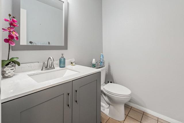 5366 Lake Murray Boulevard, La Mesa CA: https://media.crmls.org/mediaz/635329a1-8962-4eb2-b9f8-98c25a92dce0.jpg