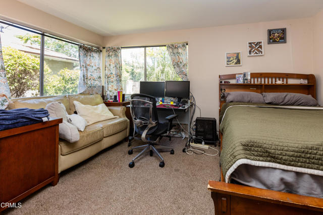 Detail Gallery Image 10 of 27 For 686 Martinique Pl, Newbury Park,  CA 91320 - 4 Beds | 3 Baths