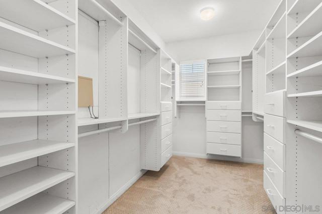 2423 Wishing Star Way, Chula Vista CA: https://media.crmls.org/mediaz/6354f475-0098-4953-b247-640558b83cd8.jpg