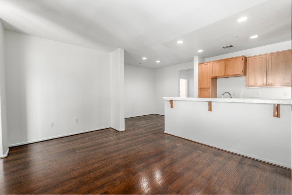 MLS #250043426SD image #5