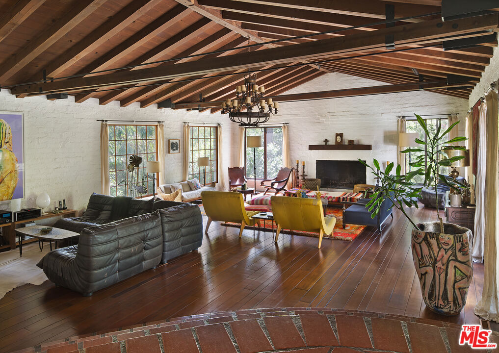 MLS #26843337 image #4