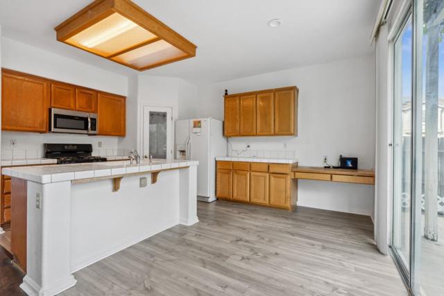 4114 Van Gogh Court, Stockton CA: https://media.crmls.org/mediaz/63582142-eb97-44c9-945e-ff18985e6df2.jpg