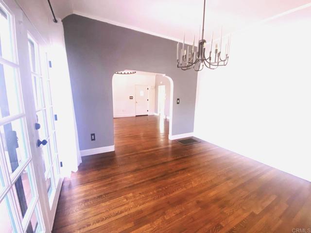 Detail Gallery Image 6 of 43 For 4596 Vista St, San Diego,  CA 92116 - 3 Beds | 2 Baths