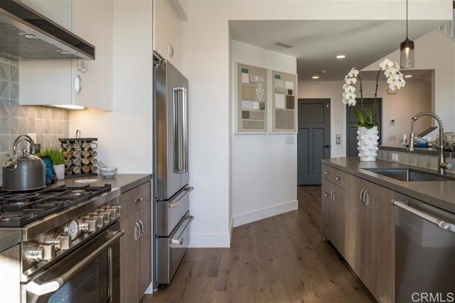 Detail Gallery Image 7 of 25 For 2872 Trails Lane #LOT 10,  Carlsbad,  CA 92008 - 3 Beds | 4/1 Baths