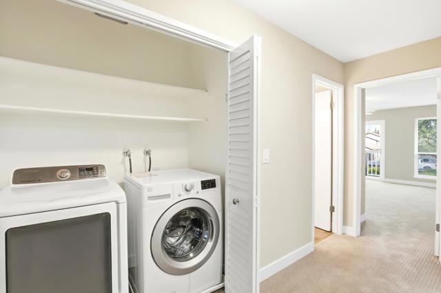 7067 Mount Vernon Way, Gilroy CA: https://media.crmls.org/mediaz/6359bf23-8182-411b-b926-40649b4b0172.jpg