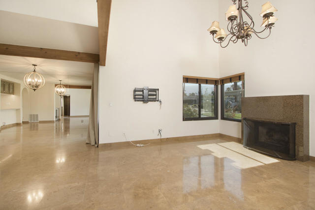 Image 8 of 42 For 73318 Shadow Mountain Drive B