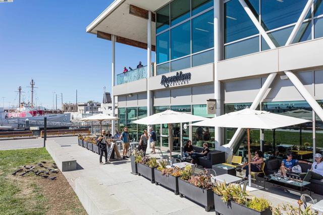 222 Broadway, Oakland CA: https://media.crmls.org/mediaz/635a71f7-0366-47ea-9805-1a36488a2ebc.jpg