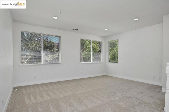 Image 22 of 49 For 1782 Anastasia Dr