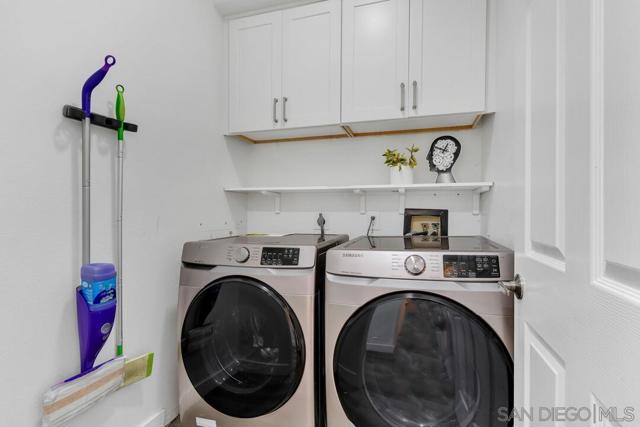 13599 Tradition Street, San Diego CA: https://media.crmls.org/mediaz/635c9754-1d85-44d4-88bf-d45135387253.jpg