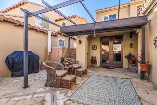 Image 19 of 27 For 653 Calle Vibrante