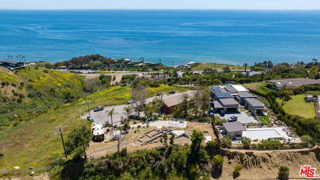 4707 Avenida Del Mar photo 4