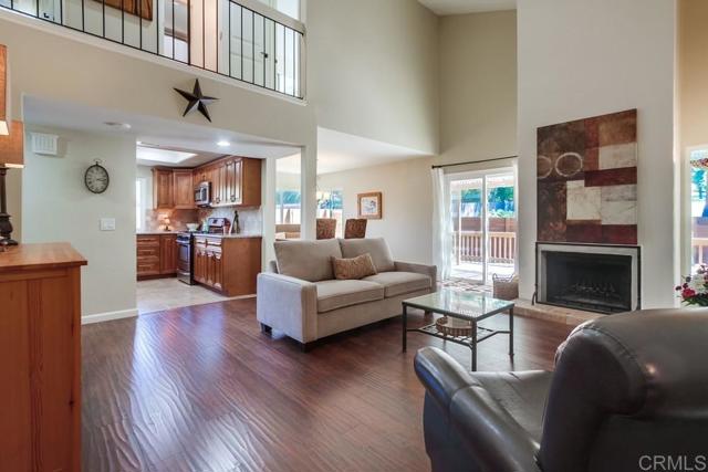 Detail Gallery Image 10 of 63 For 1023 Mimosa Ave, Vista,  CA 92081 - 4 Beds | 2/1 Baths