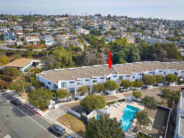 159 Mozart Avenue, Cardiff by the Sea CA: https://media.crmls.org/mediaz/635efec7-2d07-489f-bab0-176eb7cd676d.jpg
